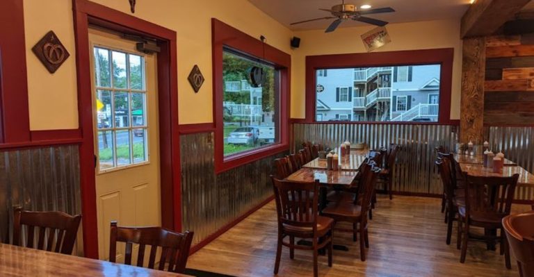 12 Connecticut BBQ Joints With Tables So Hard To Land, Locals Keep Quiet About Them