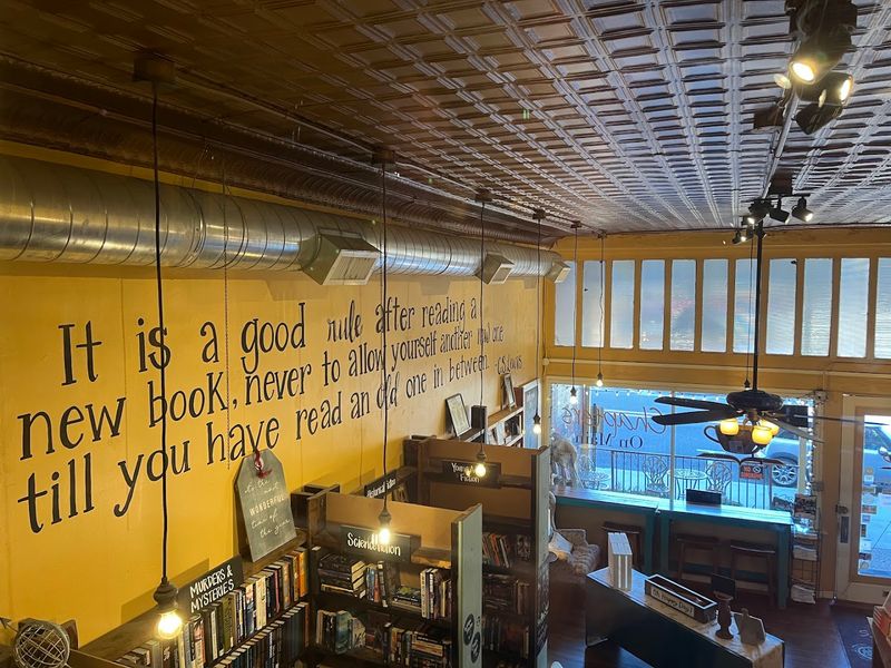 Chapters On Main Bookstore & Coffee Shop, Van Buren