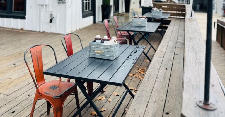 12 Hole-In-The-Wall Arkansas BBQ Joints That Locals Swear Are Better Than Chains