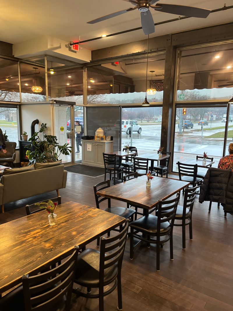 Intuition Coffee + Juice – Peoria