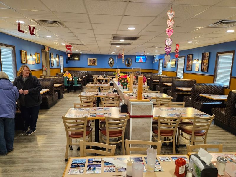 Main Street Café — Belleville