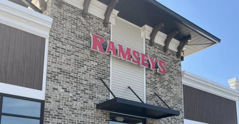 12 Kentucky Hot Browns Worth Crossing The State For