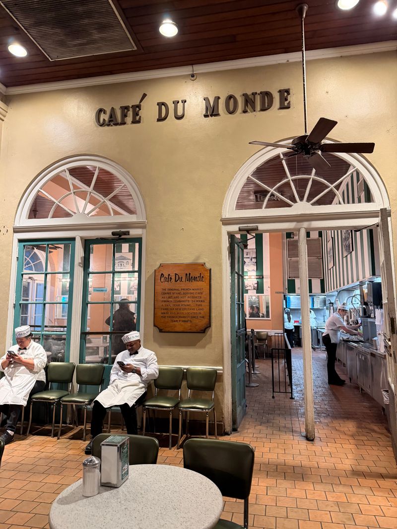 Café Du Monde, Beignets