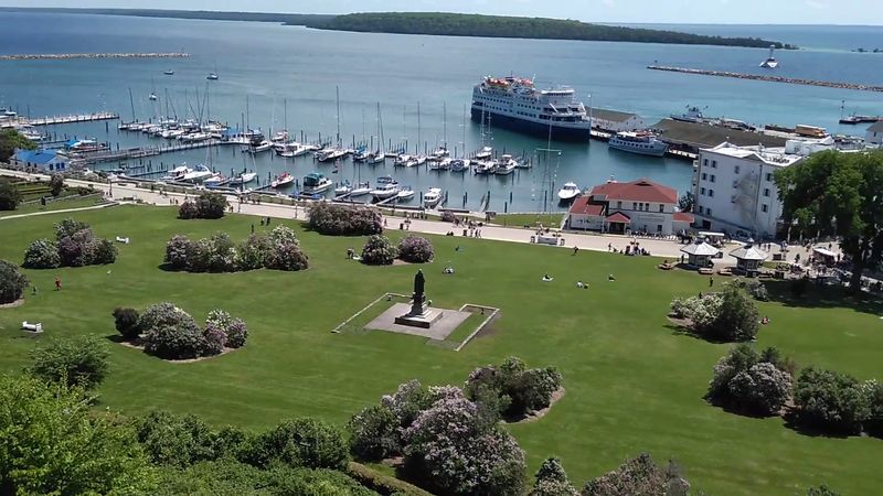 Shepler’s Ferry, Mackinaw City To Mackinac Island