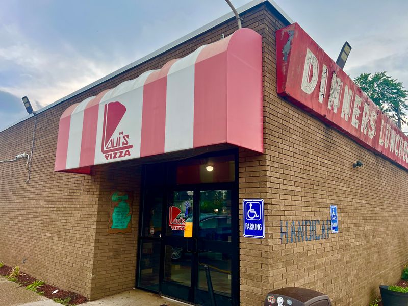 Loui’s Pizza, Hazel Park