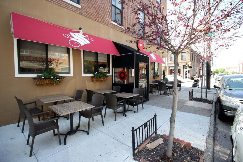 Santucci's Original Square Pizza (Philadelphia)