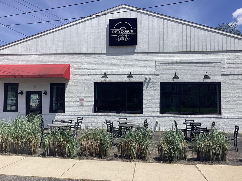 Red Coach Donuts, Stevensville