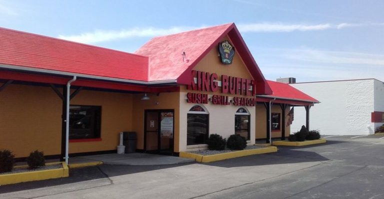 12 Texas Buffets Serving Fried Chicken That Locals Swear You’ll Remember