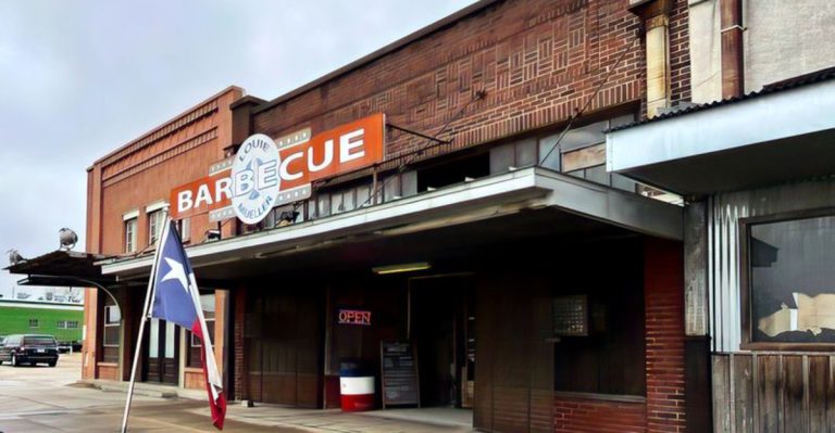 8 Texas Restaurants Where The Kitchen Shuts Down Early Because The Food’s Gone