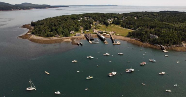 12 Tiny Islands In Maine That Feel Like A World Away