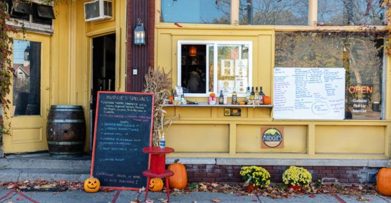 12 Underrated Michigan Restaurants Locals Love (But Rarely Share)