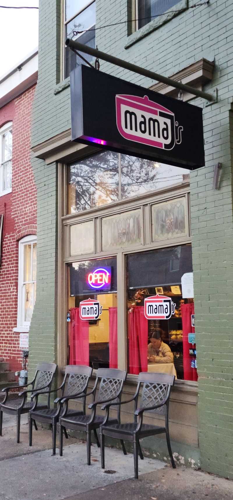 Mama J’s Kitchen, Richmond