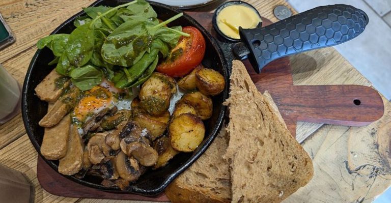 12 Wyoming Foods Only Locals Truly Appreciate (And Tourists Miss)