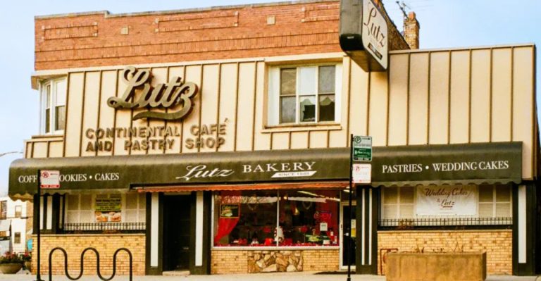 13 Beloved Illinois Bakeries That Have Kept Their Traditions Alive For 50 Years