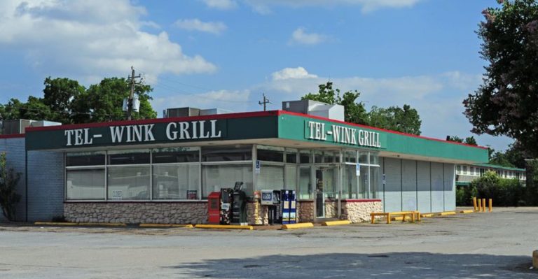 13 Classic Texas Diners Serving Outrageously Good Homemade Food