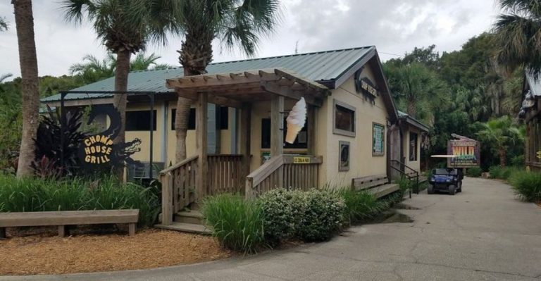 13 Florida Restaurants That Are Just As Wild As Their Menus
