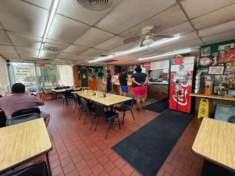 1. Olean's Cafe, Tallahassee