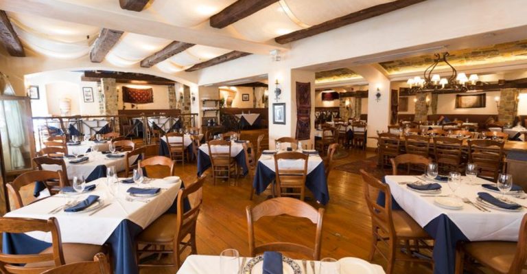 13 Greek Spots In Pennsylvania That Capture Hearts And Taste Buds