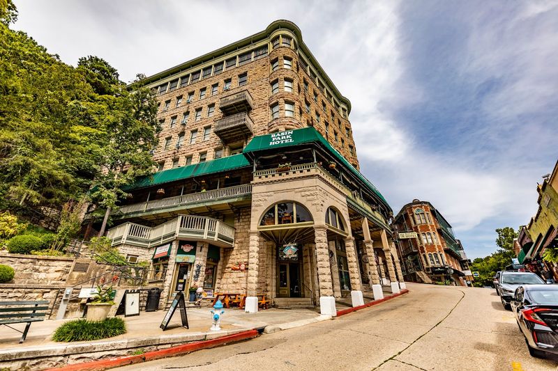 1905 Basin Park Hotel, Eureka Springs