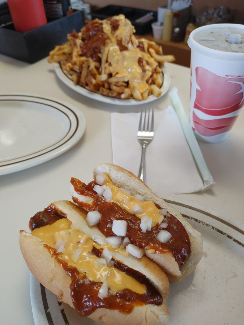 The Hot Dog Shoppe – Warren