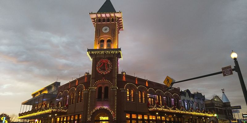 Grapevine — Christmas Capital Of Texas