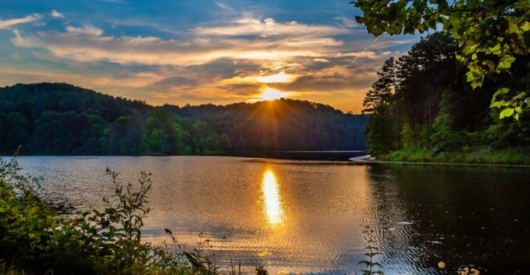 13 Low-Fuss Ohio Campgrounds Where You Can Camp Without Overplanning