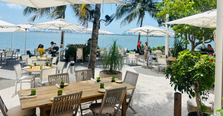 13 Must-Try Outdoor Restaurants In Miami, Florida