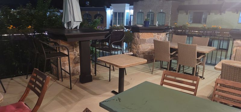 Dua Mediterranean Kitchen, Bryn Mawr
