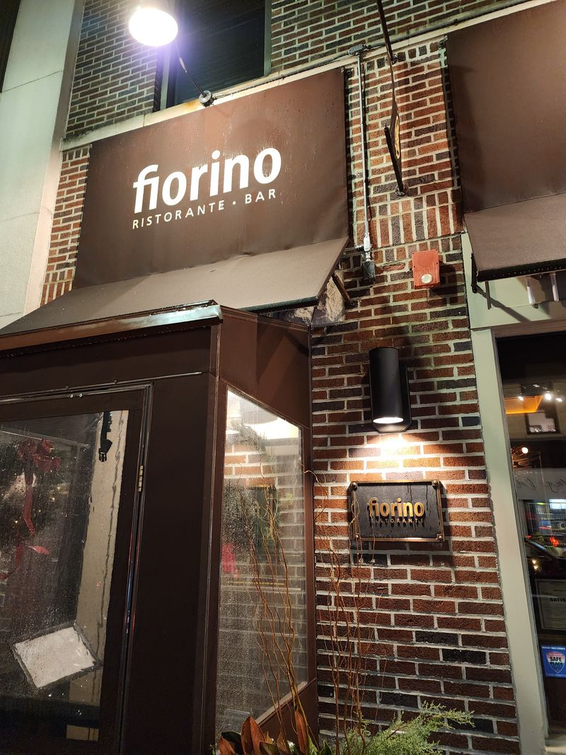 Fiorino Ristorante & Bar, Summit