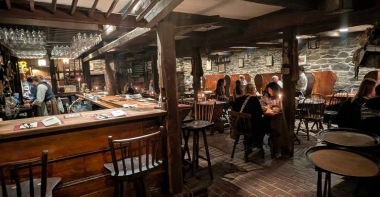 13 Off-The-Radar Pennsylvania Dining Rooms That Stay Busy Without Advertising