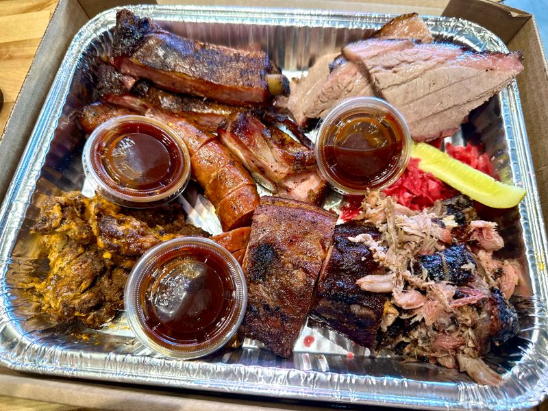 Ray Ray’s Hog Pit, Columbus