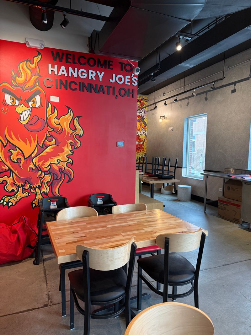 Hangry Joe's Hot Chicken & Wings, Cincinnati