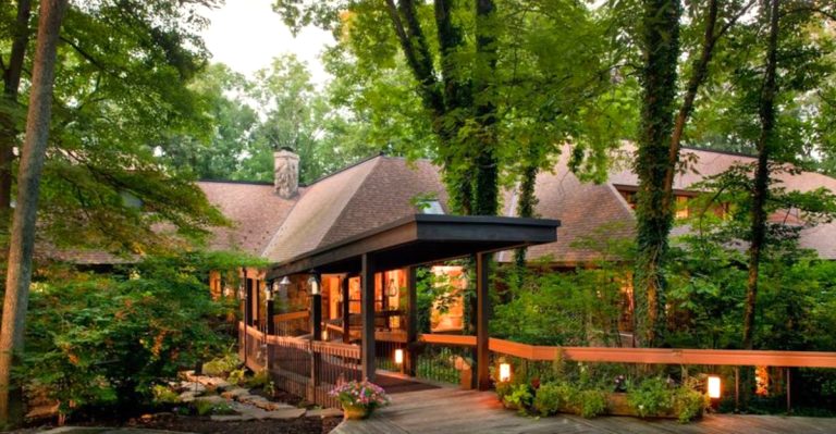 13 Ohio Inns And Lodges With Unbeatable Springtime Vibes This March