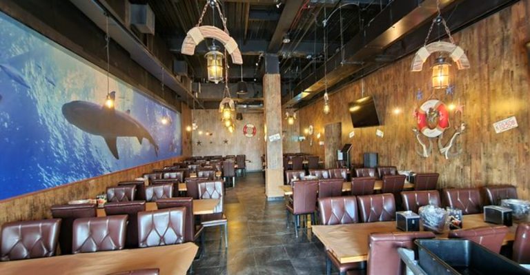 13 Ohio Seafood Boil Spots That Make 2026 Feel Like A Special Occasion