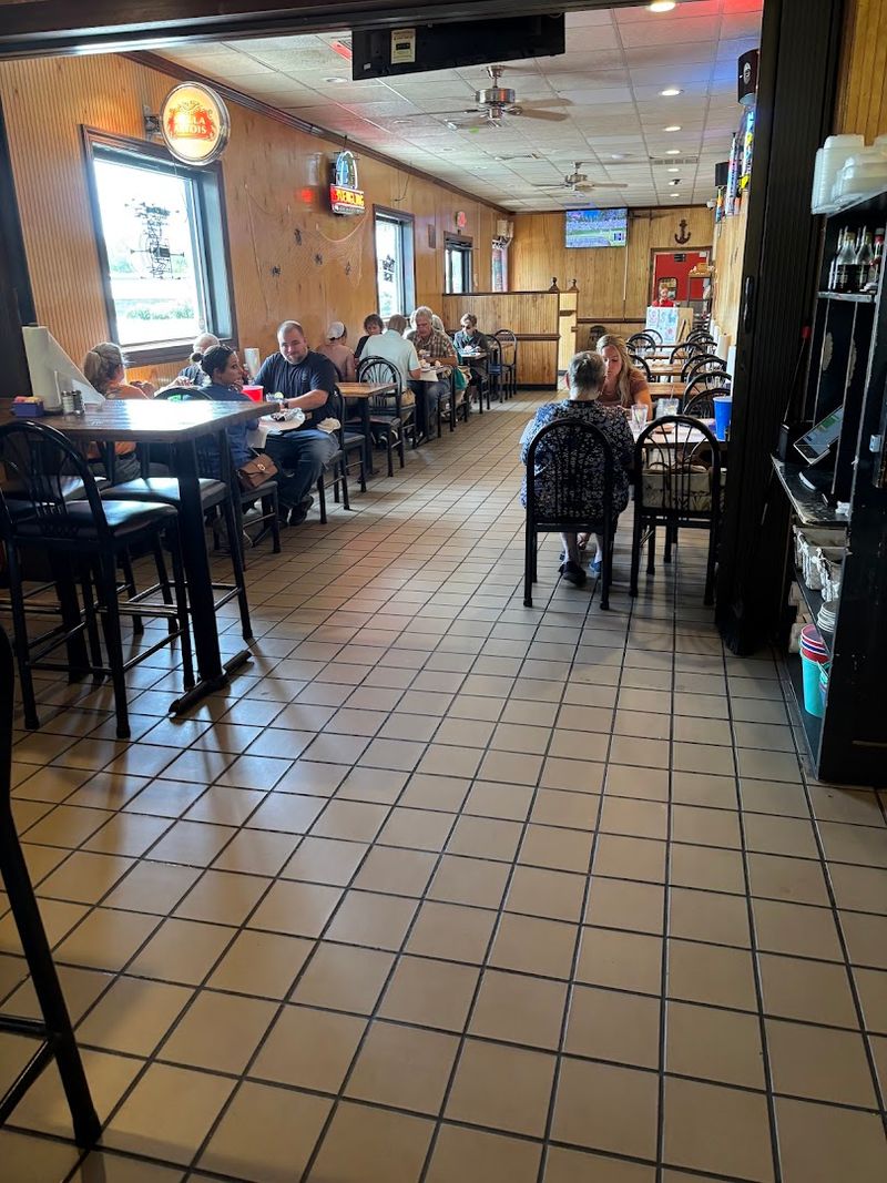 Hilltop Crab House - Avondale