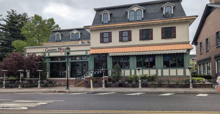 13 Pennsylvania Spots That Make All-You-Can-Eat Crabs Worth The Trip