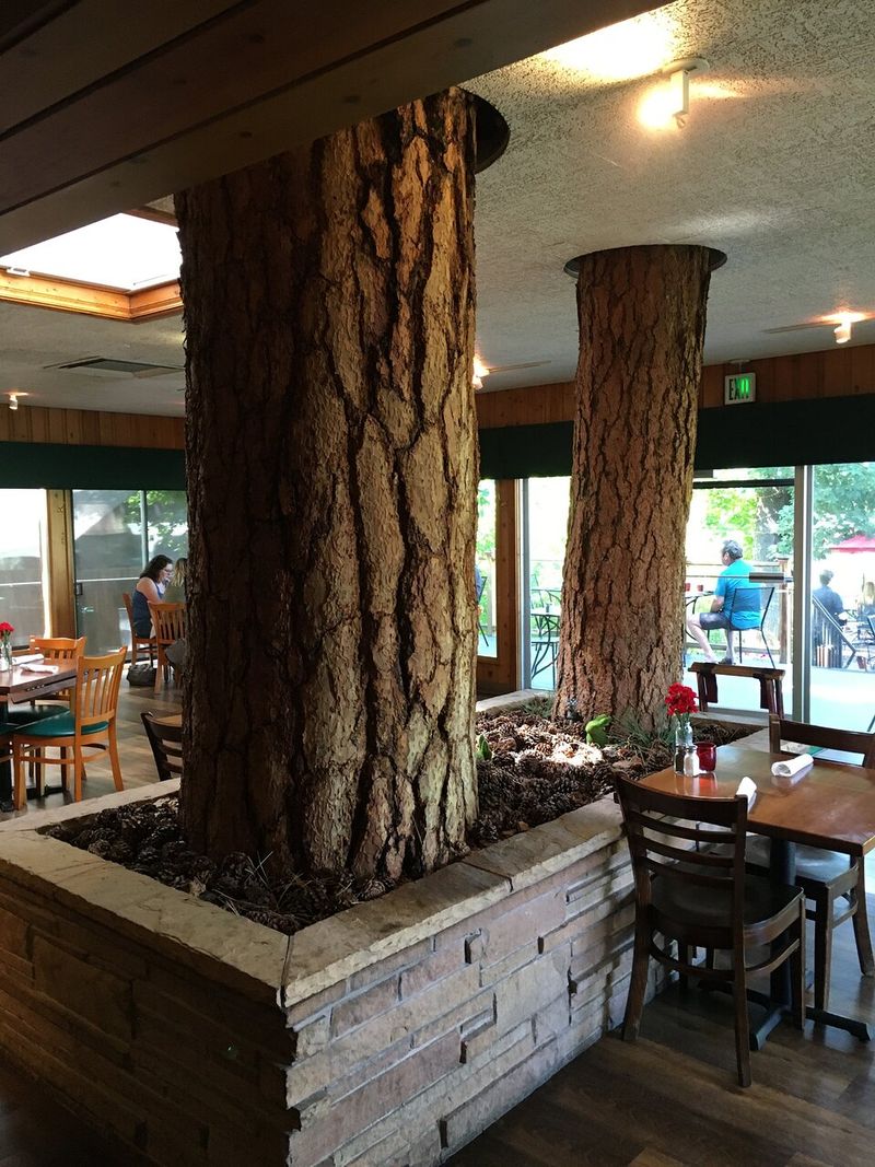 The Pine Tavern – Bend