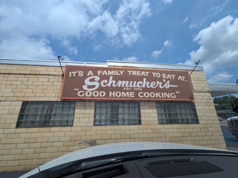 14. Schmucker's Restaurant – Toledo