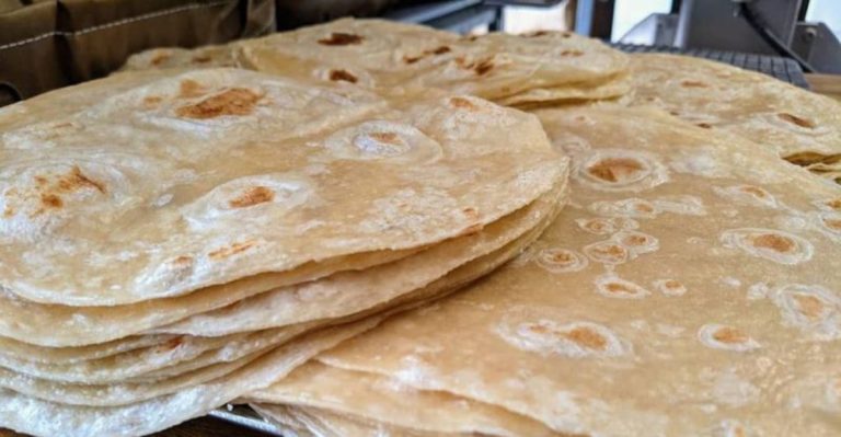 14 Arizona Tortilla Mills Pressing Warm Flour Rounds All Day, Every Day