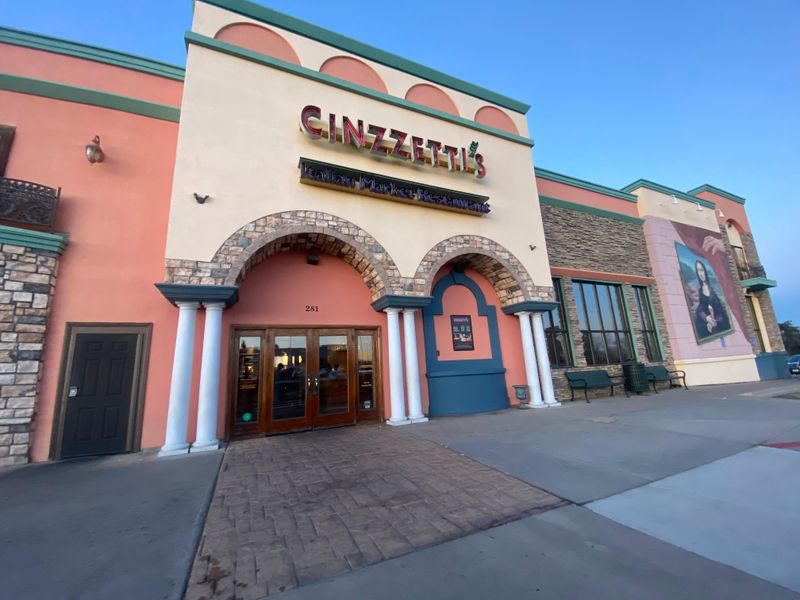 Cinzzetti's Italian Market Restaurant — Northglenn, CO