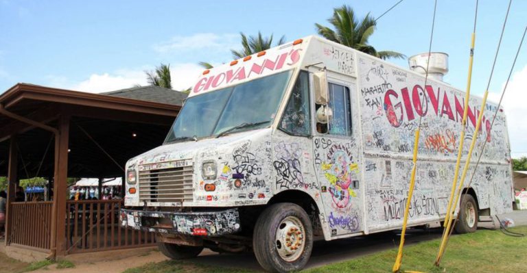 14 Hawaii Restaurants So Popular, People Line Up From Sunrise To Sunset