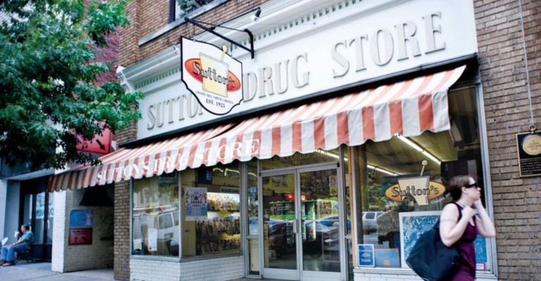 14 Hole-In-The-Wall Spots In North Carolina That Locals Rave About