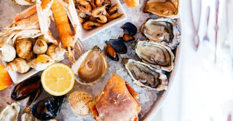 14 Humble Seafood Restaurants In New York That Locals Just Can’t Get Enough Of
