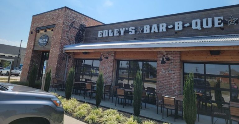 14 Illinois BBQ Chains That Locals Claim Serve Truly Saucy, Worthwhile Plates