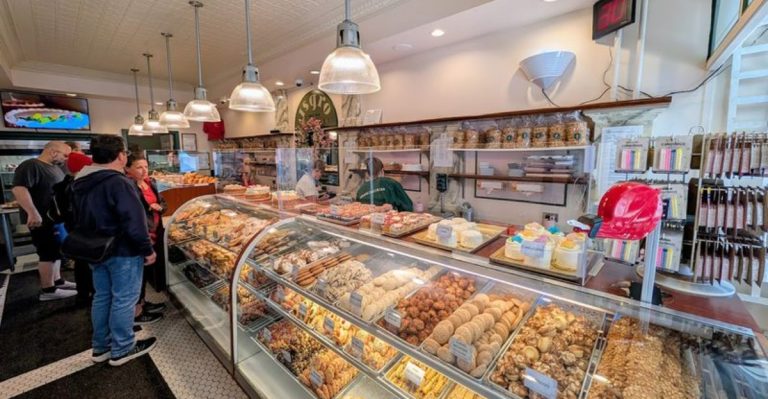 14 Italian Bakeries Across Pennsylvania With Display Cases You’ll Want To See