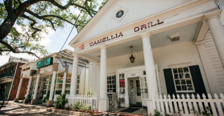 14 Louisiana Diners That Still Bring You Back To Simpler Times