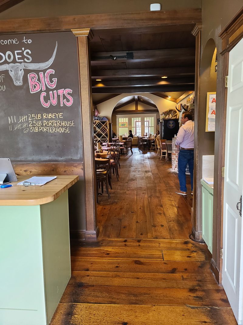 Doe's Eat Place — Baton Rouge