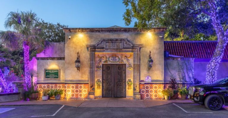 14 Mexican Restaurants In Texas That Will Leave You Speechless