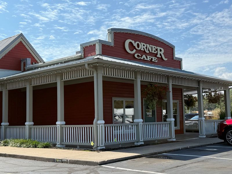 Corner Cafe