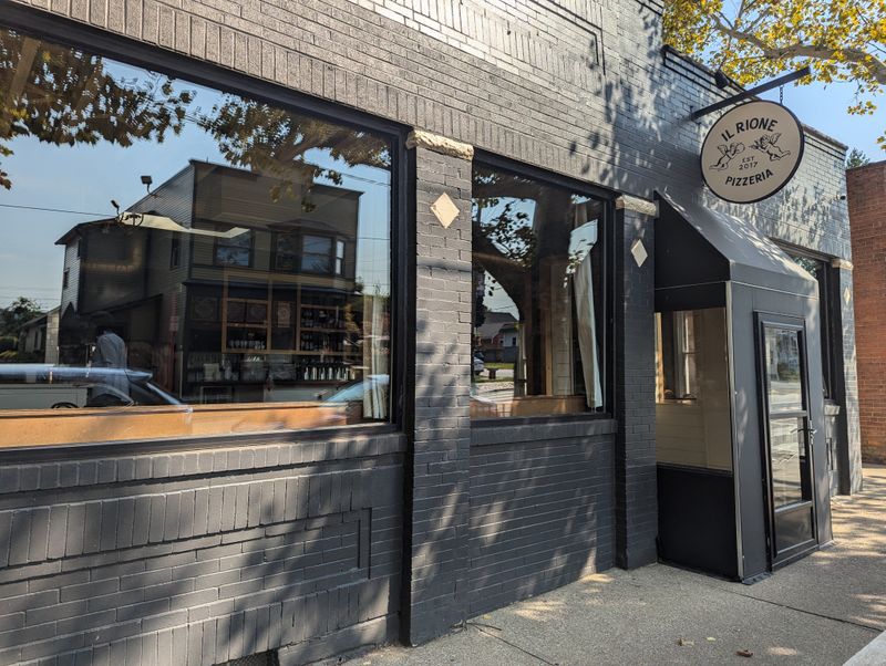 Il Rione Pizzeria — Cleveland, Ohio